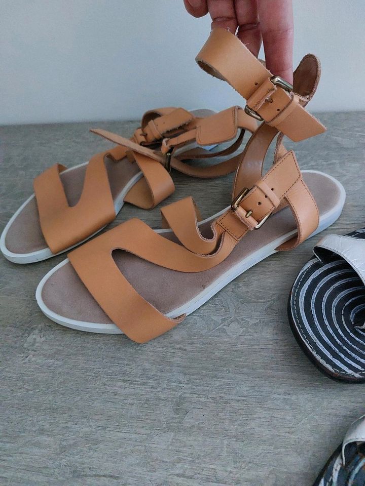 Zara o. Miss Sixty Sandalen Flip Flops gr. 40  Leder in Menden