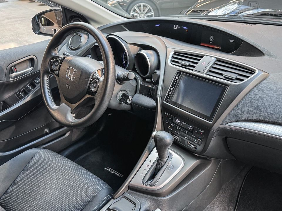 Honda Civic Tourer 1.8 Aut. Elegance Navigation RFK in Stelle