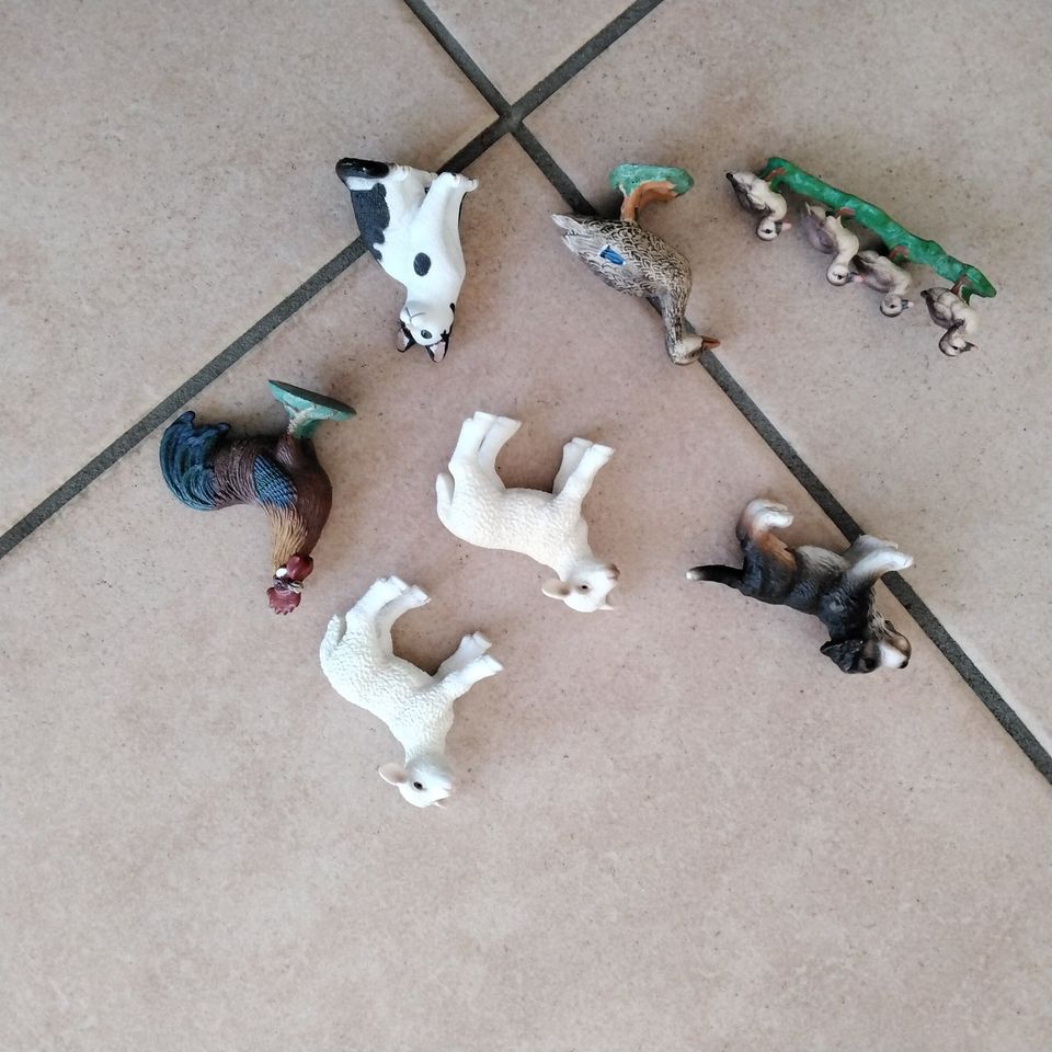 Schleich Hahn, Katze, Schäfchen  4 Euro pro Stück in Lauenbrück