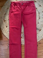 Esprit Jeans rot Gr 40 short Rheinland-Pfalz - Treis-Karden Vorschau