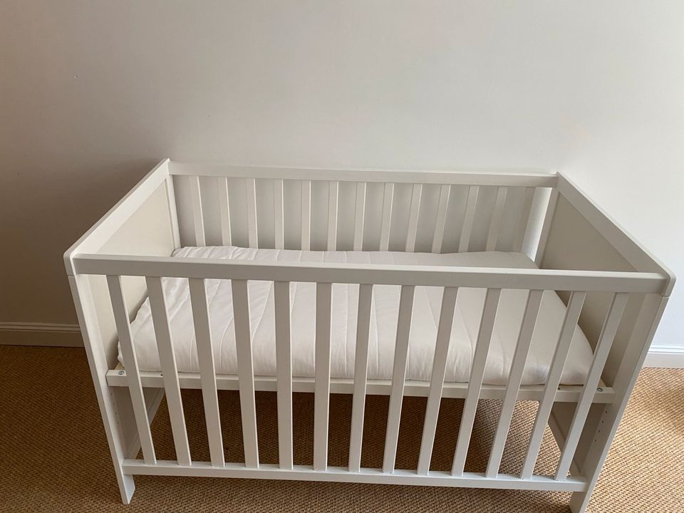 roba Beistellbett weiß 60x120 (wie neu) mit Matratze (ungenutzt) in Wardenburg