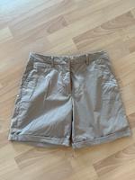 Tommy Hilfiger kurze Hose Short US Gr.6 Hessen - Rodgau Vorschau