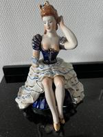 Porzellanfigur Dame mit Spiegel Nordrhein-Westfalen - Mülheim (Ruhr) Vorschau
