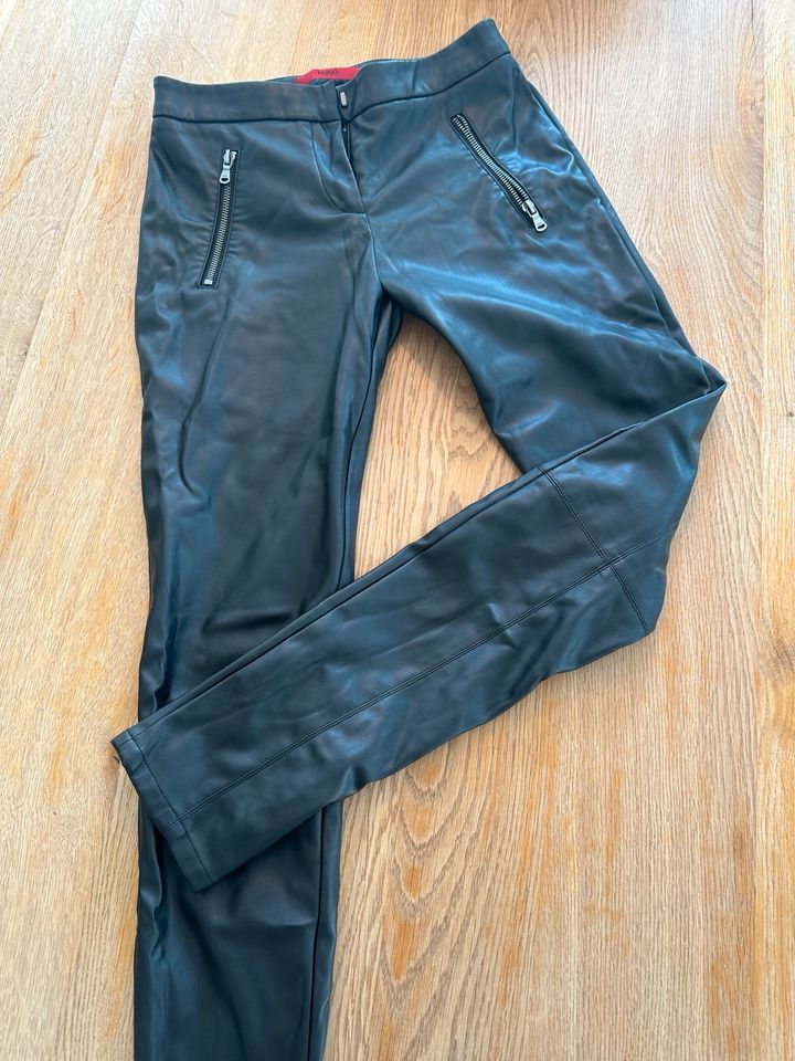 Hugo Boss Stretch-Lederhose schwarz (Damen Gr. 32 / XXS) in München