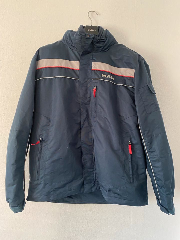 MAN Winterjacke Fahrerjacke, LKW Jacke Bus Jacke Gr. 2XL in Trebsen