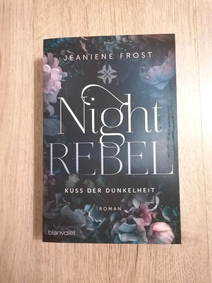 Night Rebel - Kuss der Dunkelheit v. Jeaniene Frost in Wilkau-Haßlau