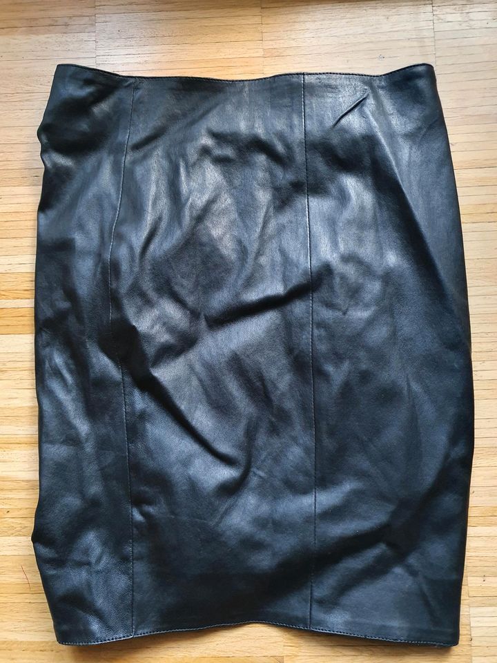 *** JITROIS  Skirt Leder Gr 38,  New in Hamburg