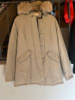 Woolrich Daunenparka, NEW / Mantel  / Jacke Gr. M, beige Baden-Württemberg - Ravensburg Vorschau