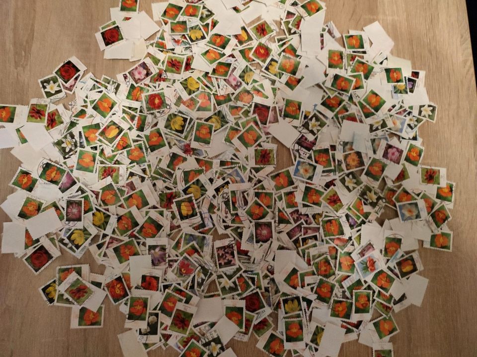 Briefmarken BRD Blumen Motiv mindestens 1000 Stück in Espelkamp