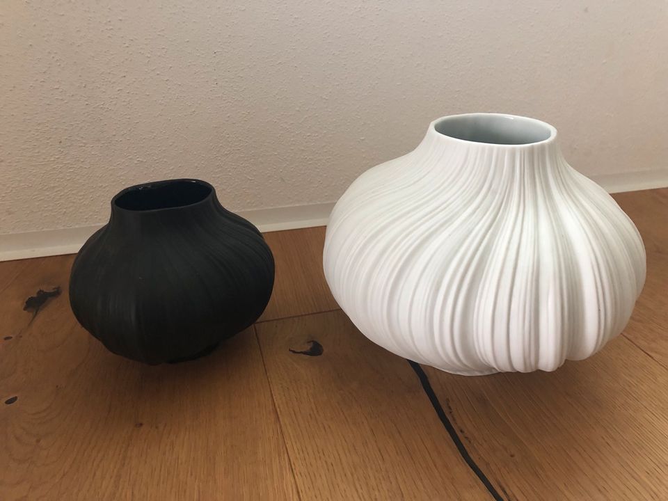 Porzellan 'Plissée' Vase - M. Freyer für Rosenthal Plissee 3026 in Neunkirchen a. Brand