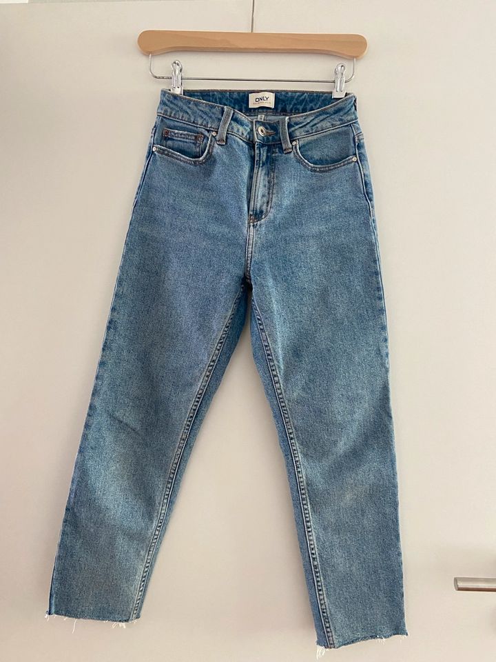 Blauem Jeans von ONLY (Modell ONLEMILY) in Dortmund