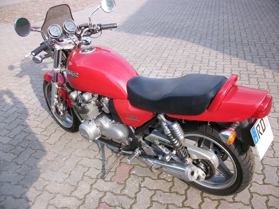 Kawasaki 750 Zephyr ZR 750 C Tüv 04/25 Naked in Flintbek