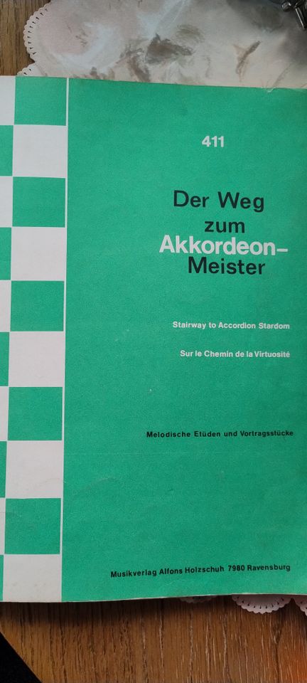 Der Weg zum Akkordeon-Meister Heft1, Musikverlag Holzschuh in Bexbach