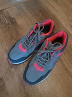Sportschuhe Größe 39 Nordrhein-Westfalen - Oberhausen Vorschau