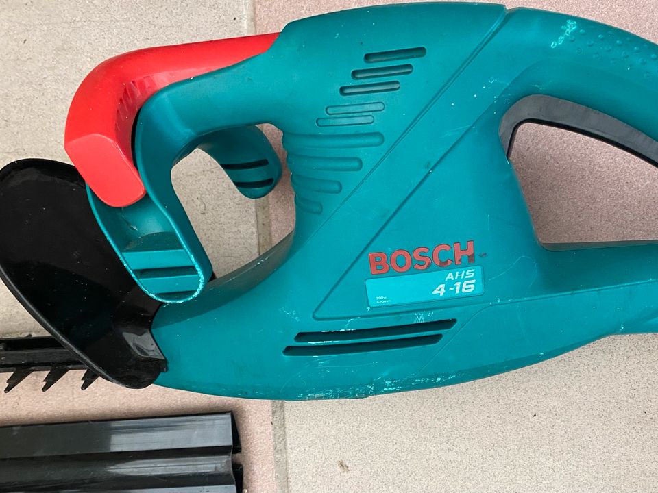 Bosch +Black u.Decker Heckenschere u.Matrix Kettensäge in Dortmund