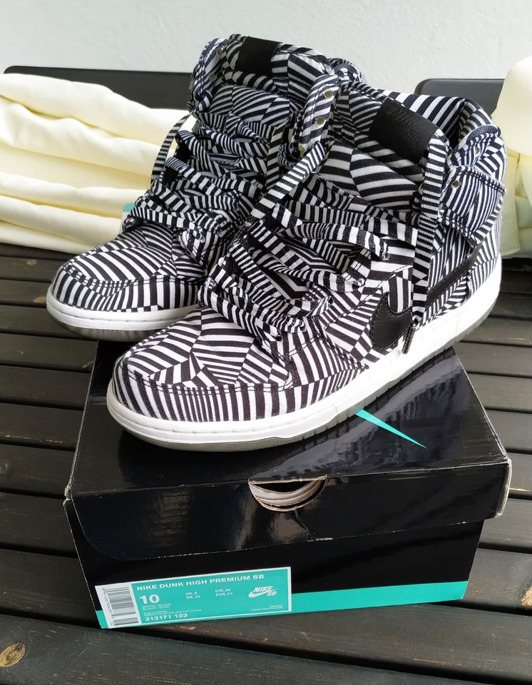 Nike hot sale dunk dazzle