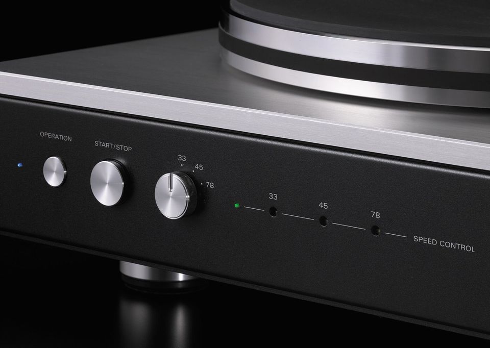 Luxman PD-151 MKII mit LMC-5 & Haube aus der Demo 1.202€ gespart in Schwaig