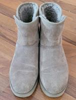 UGG Stiefel grau Größe 36 Hessen - Ahnatal Vorschau