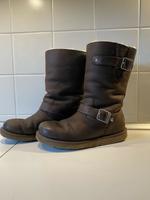 Echte,sehr warme Ugg Kensington Winterstiefel,Gr38, NP:309€ Nordrhein-Westfalen - Schwerte Vorschau