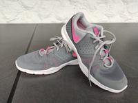 Damen, NIKE, Training, Core Motion TR 3, Gr. 38 Bayern - Parkstetten Vorschau