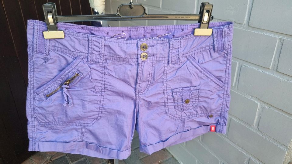 EDC by Esprit Play Shorts rosa Weiß lila schwarz Gr.40 in Issum