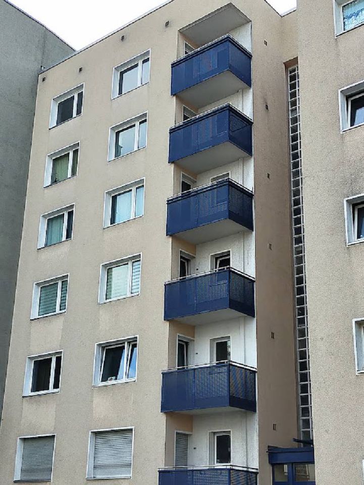 Wunderschöne Zweizimmerwohnung mit Aufzug und Balkon in Berlin in Berlin