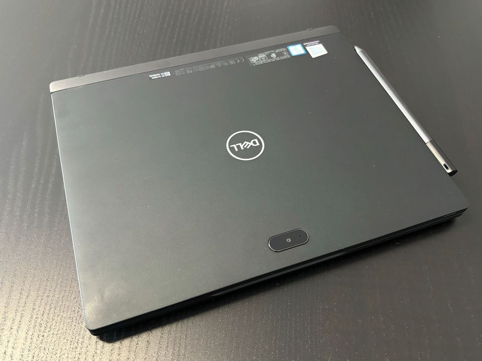 Dell Latitude 7285 inkl. Zubehör + Linux Mint in Wipperfürth