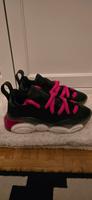 MOSCHINO SNEAKER DAMEN 39 SCHWARZ PINK WEIß HALBSCHUH NEUW. RAR ! Schleswig-Holstein - Norderstedt Vorschau
