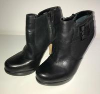 Buffalo Damenschuhe/ Pumps - Gr. 36 *Leder* Leipzig - Leipzig, Zentrum Vorschau