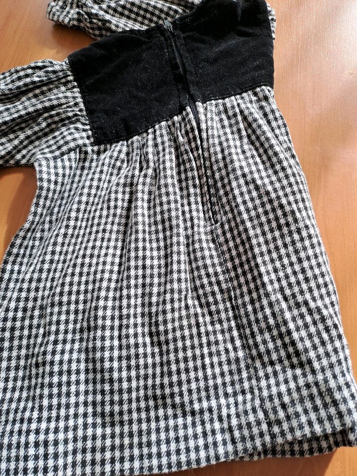 Kleid Größe 74 in Möckmühl