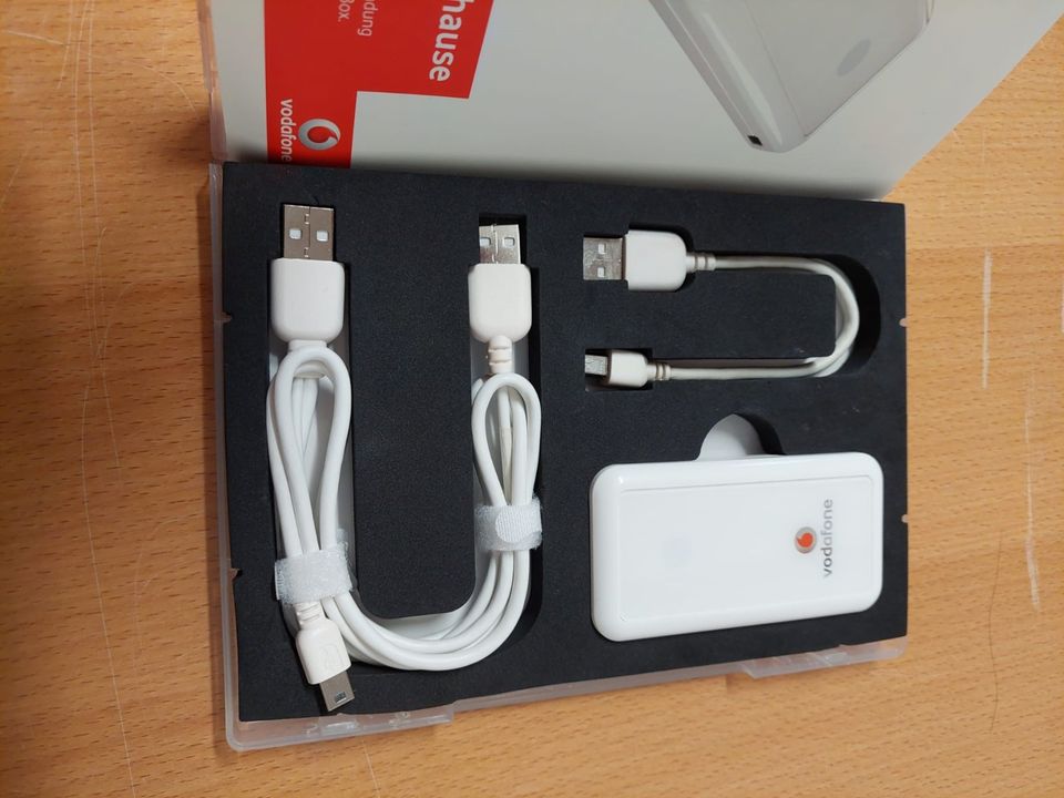 HUAWEI Vodafone EasyBox HUAWEI E270 USB Modem NEU in Mamming