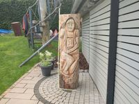 Holz Skulptur Statur Läufer. Carving Kettensägenschnitzerei Nordrhein-Westfalen - Hilchenbach Vorschau