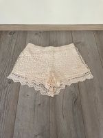 H&M LOGG Shorts Strickerei Häkelei beige weiß kurze Hose Baumwoll Lindenthal - Köln Lövenich Vorschau