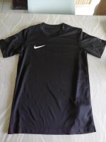 Neues Nike Trainingsshirt Größe 128-137 Baden-Württemberg - Maulbronn Vorschau