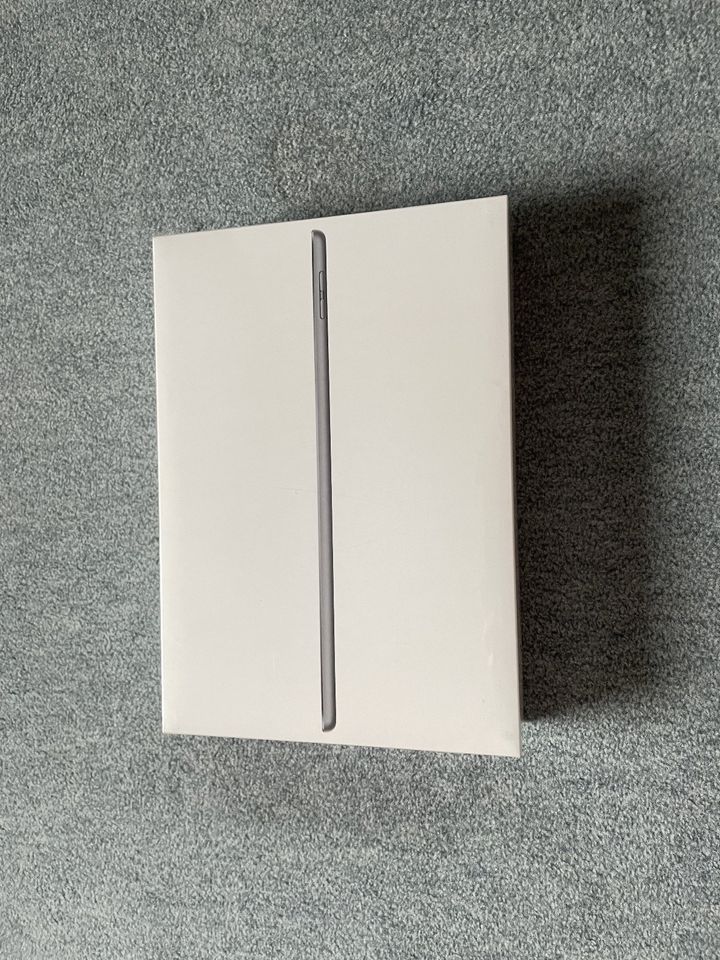 iPad 9. Gen (2021) 64GB WiFi Space Gray - Neu & Eingeschweisst in Hamburg