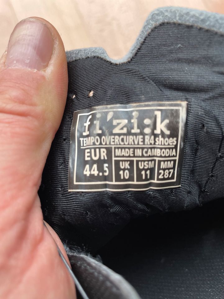 Fizik Tempo Overcurce R4 44,5 Boa Rennradschuhe in Markt Schwaben