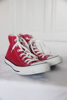 Chuck Taylor All Star Classic Hi | rot | 37,5 | Wie Neu Hessen - Offenbach Vorschau