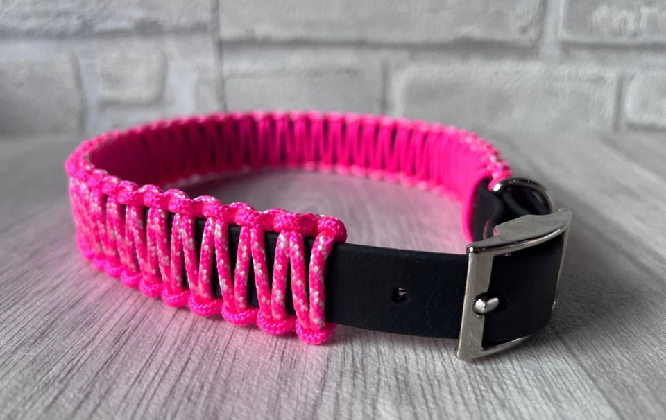 Biothane Halsband mit Paracord 43-49cm in Frankenthal (Pfalz)