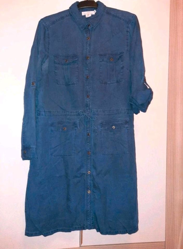 Tunikakleid, Blusenkleid, Hemdkleid Gr.44 von H&M 1mal getragen in Stuttgart