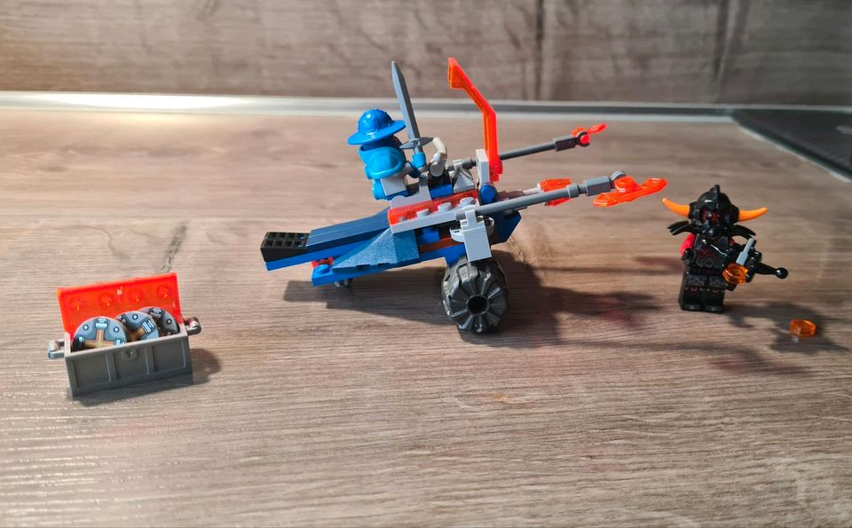 Lego Nexo Knights  Knighton Scheibenwerfer 70310 in Dortmund