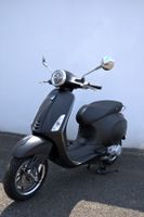 Vespa Primavera S 50 Schwarz Matt Euro 5 Bayern - Gerolzhofen Vorschau