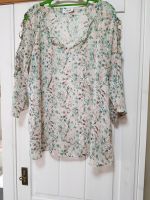 Chiffonbluse, neu, beige geblümt, Größe 44 Saarland - St. Wendel Vorschau