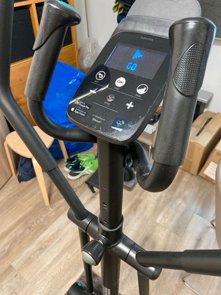 Crosstrainer Decathlon e Shape 06 in Weimar