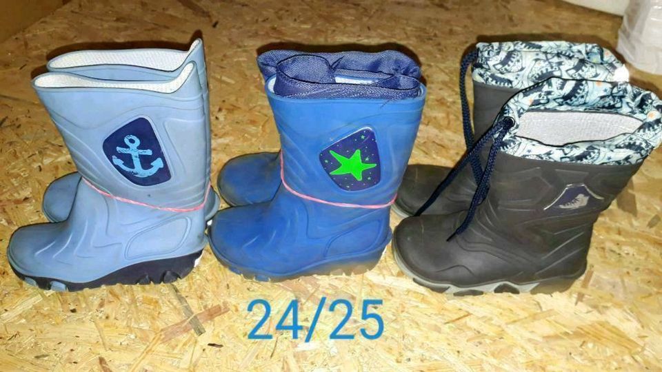 Div. Kinderschuhe Gr.24, Bade, Haus, Gummistiefel, crocs, pepino in Wuppertal