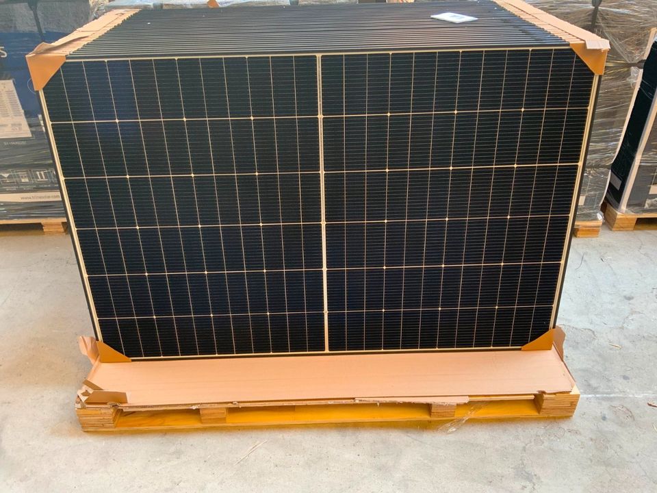 1x 36 Module Palette Trina Solar Vertex S+ 440WP Glas-Glas Blackframe Photovoltaik Modul - PV Modul in Nagold