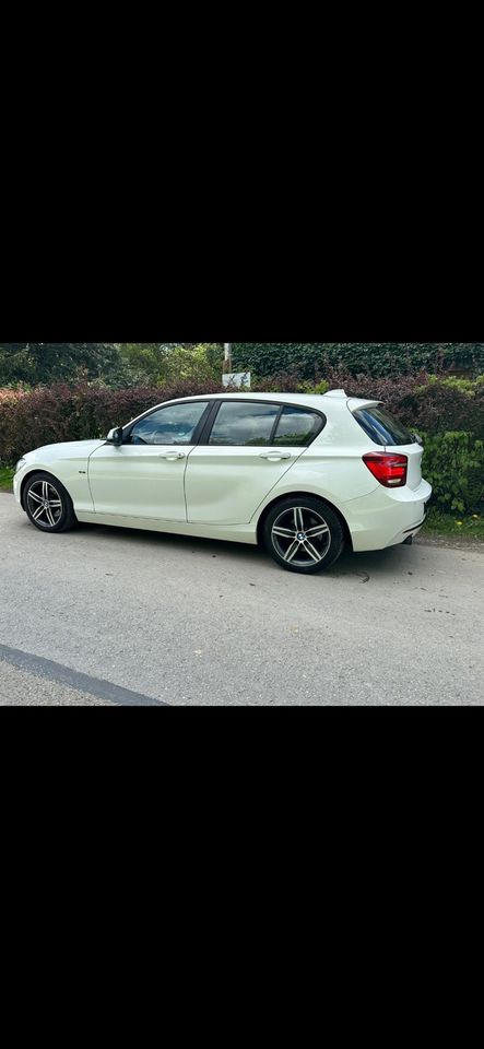 ❗️BMW 118i Sport  Navi Xenon Guter Zustand 129 km in Hameln