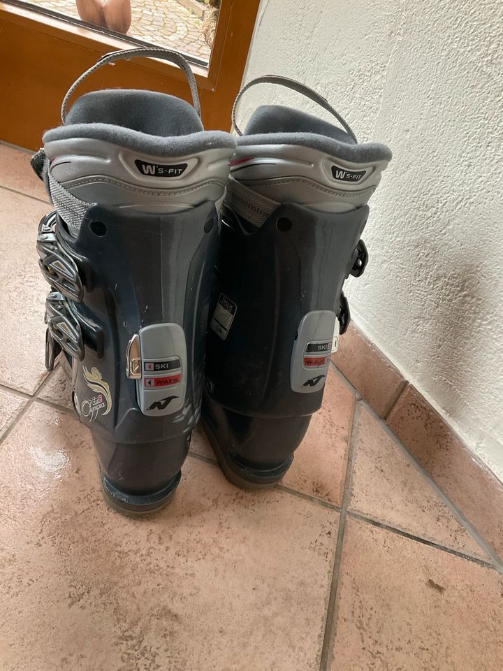 Skischuhe Nordica Größe 41-41.5 in Konz