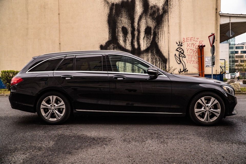 Mercedes-Benz C 220 T BlueTec / d in Frankfurt am Main