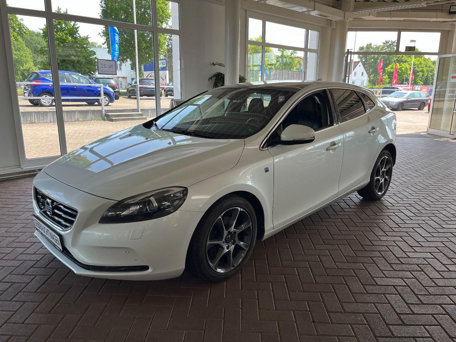 Abbildung des Autos Volvo V40 D2 Ocean Race …
