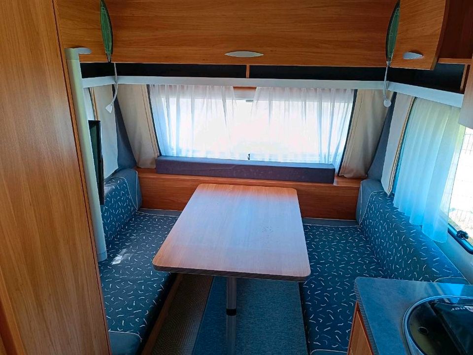 Wohnwagen Bürstner Flipper 435 TK mit Kinderbett in Bad Pyrmont